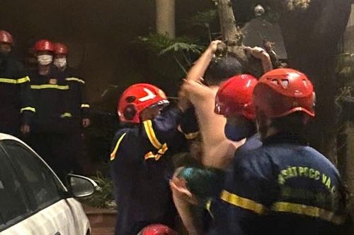 Cứu 5 người thoát khỏi đám cháy trong đêm
