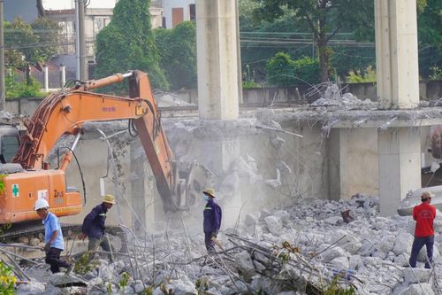 Đồng Nai tháo dỡ dự án khu phức hợp hàng trăm tỷ xây trái phép trên 'đất vàng'