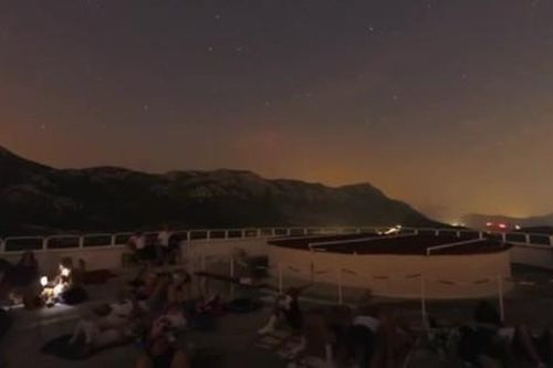 Mưa sao băng Perseid thắp sáng bầu trời đêm Balkan, mê hoặc người ngắm sao