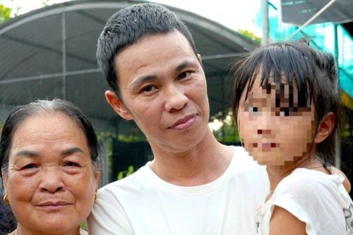 Vụ gà lôi trắng: Bị cáo Thái Khắc Thành nói gì sau khi được tại ngoại, về nhà với vợ con?