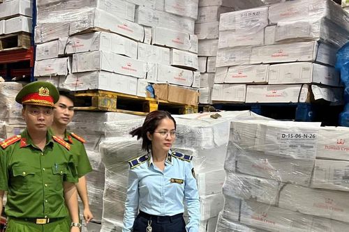 Bán thực phẩm hết hạn sử dụng, Công ty thực phẩm Quỳnh Hương sẽ đối diện mức phạt nào?