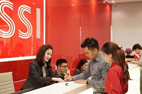 SSI khởi động kế hoạch chào bán riêng lẻ 104 triệu cổ phiếu với giá 31.300 đồng/cp