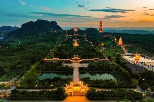 Chùa Bái Đính nhận giải thưởng danh giá 'Điểm đến nổi bật' từ TripAdvisor