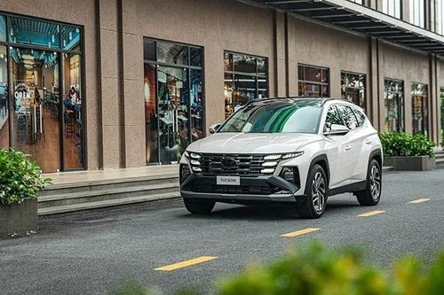 Hyundai Tucson thế hệ mới lộ diện khi chạy thử, hé lộ thiết kế hoàn toàn lột xác