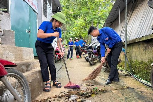 Ra quân lao động, cải tạo cảnh quan môi trường