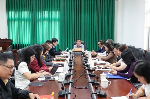 Tiếp tục triển khai thực hiện việc mua và đọc báo, tạp chí của Đảng
