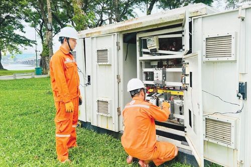 Đảm bảo cung ứng điện an toàn, ổn định