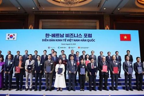 UTT ký hợp tác chiến lược với đại học giao thông hàng đầu Hàn Quốc