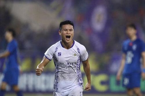 Cầu thủ Việt Nam xuất ngoại: Giấc mơ không có thật?