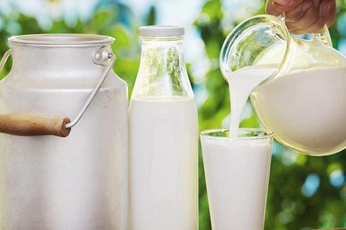 7 thực phẩm 'kẻ thù' của làn da bạn nên tránh xa