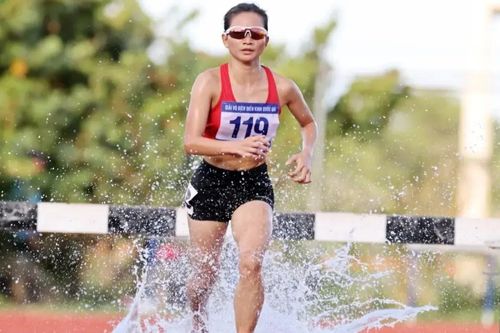 Nguyễn Thị Oanh xuất sắc nhất giải điền kinh VĐQG
