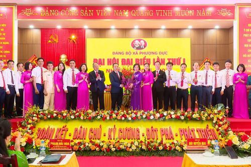 Phượng Dực hướng tới xã đi đầu chuyển đổi số