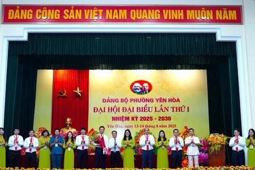 Xây dựng phường Yên Hòa phát triển nhanh và bền vững