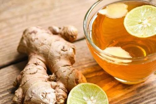 Ai không nên uống trà gừng?