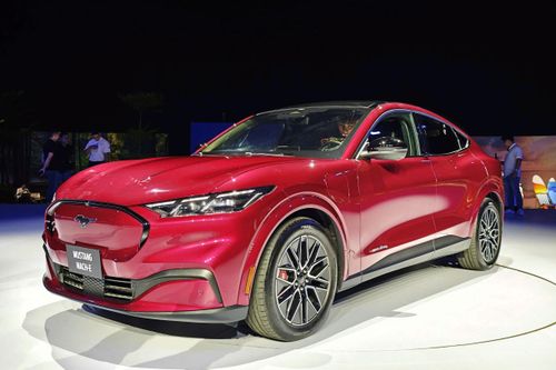 Chi tiết Ford Mustang Mach-E - xe điện bán chính hãng gần 2,6 tỷ đồng