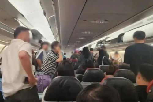 Air Asia giải thích vụ hạ cánh nhầm sân bay