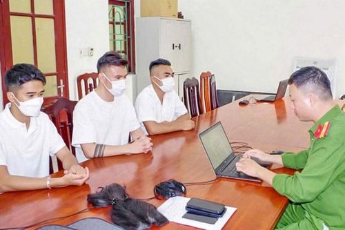 'Content bẩn' làm méo mó giá trị cộng đồng