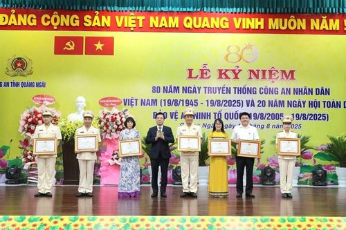 Công an Quảng Ngãi phát huy truyền thống vẻ vang, phẩm chất cách mạng