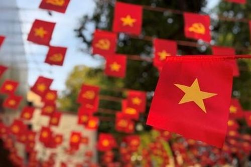 Vì một Việt Nam sáng, xanh, sạch, đẹp mùa Quốc khánh và cả mai sau