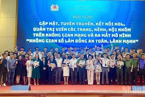 Công an tỉnh Lâm Đồng kết nối KOL và quản trị viên các trang, kênh trên không gian mạng