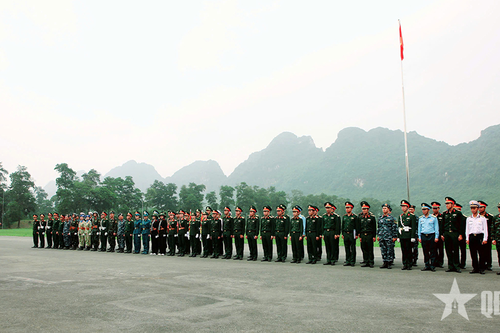 'Thầy giáo' trong 3 cuộc diễu binh