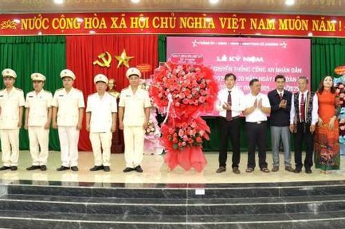 Nguyện thề vì bình yên cuộc sống, Công an xã A Vương quyết tâm đảm bảo an ninh trật tự xã biên giới thành phố Đà Nẵng