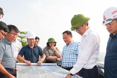 Phương án đầu tư tuyến đường tốc độ cao kết nối Đông - Tây Hải Phòng