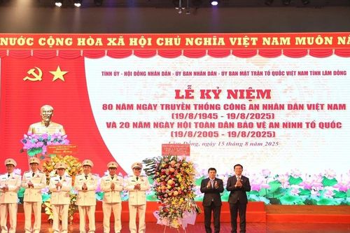 Công an Lâm Đồng tự hào 80 năm truyền thống