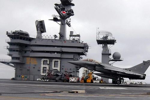 Ấn Độ quay lưng với chiến đấu cơ Mỹ, bắt tay Pháp mở rộng phi đội Rafale