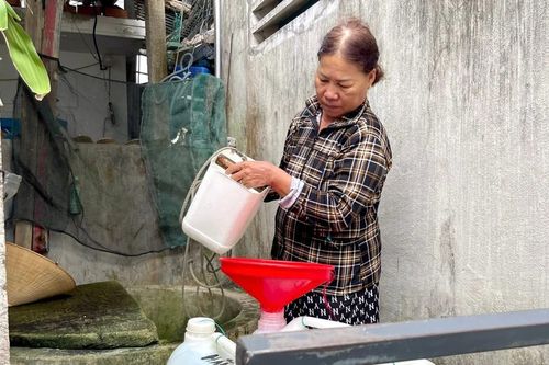 Làng chài ven biển khát nước ngọt