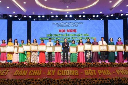 Lạng Sơn lan tỏa nhiều điển hình tiên tiến đổi mới sáng tạo trong giáo dục
