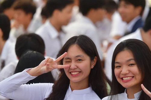 Học sinh tựu trường sớm: Chuẩn bị tốt hơn cho mùa thi