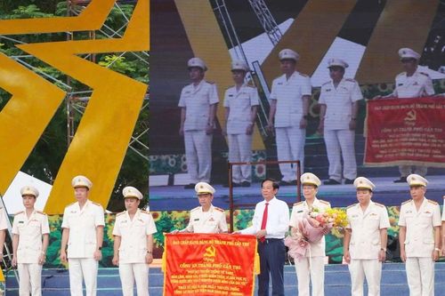 Bí thư Cần Thơ yêu cầu phát huy sức mạnh tổng hợp để bảo vệ an ninh, trật tự