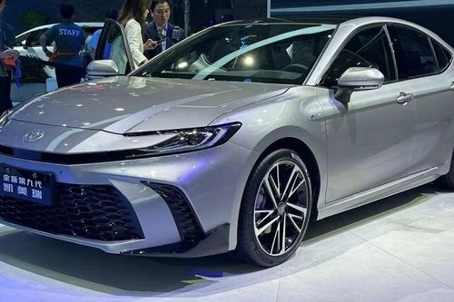 Top 4 xe sedan cỡ D bán chạy nhất tháng 7/2025: Toyota Camry tiếp tục lập đỉnh
