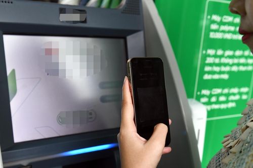 Đối tượng xăm trổ giả công an: Không lừa được tiền, quay sang tán tỉnh lố bịch