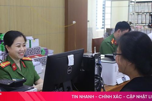 Tập trung cao trong cấp đổi thẻ đảng viên ở phường trung tâm Hà Tĩnh