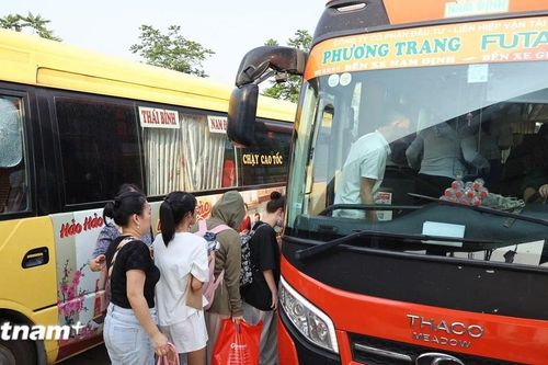 Lượng khách đi lại tại các bến xe Hà Nội dự báo tăng 350% dịp nghỉ lễ 2/9