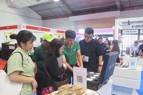 Gần 1.400 gian hàng hội tụ tại Vietbuild 2025