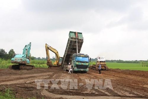 Rộn ràng trên các công trình, dự án chuẩn bị khởi công, khánh thành