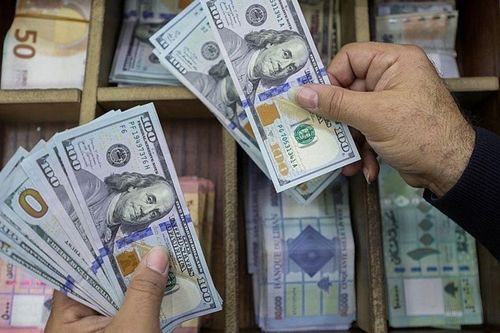 Tỷ giá USD hôm nay (15/8): Rơi tự do