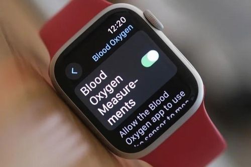 Apple Watch tại Mỹ 'hồi sinh' tính năng đo oxy trong máu