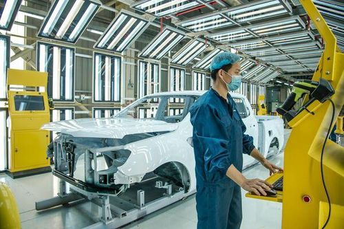 Ford đã đầu tư vào Việt Nam bao nhiêu trong 30 năm góp mặt?