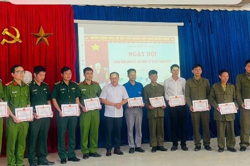 Xã Pa Ủ: Ngày hội Toàn dân bảo vệ an ninh Tổ quốc năm 2025