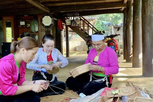 Phú Thọ và bài toán giữ nghề, mở lối đi mới