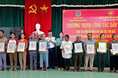 Cảnh sát biển đồng hành với ngư dân và đồng bào dân tộc, tôn giáo