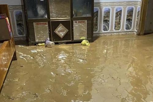 Nghệ An: Lũ quét bất ngờ tại xã miền núi cuốn trôi và làm hư hỏng nhiều tài sản