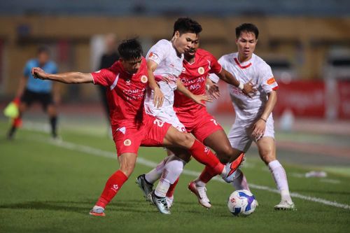 V-League: CAHN bị Thể Công Viettel 'cưa điểm' trong trận khai màn