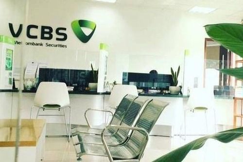 VCBS thay đổi loạt nhân sự cấp cao, đặt mục tiêu doanh thu gần 1.670 tỷ đồng cho năm 2025
