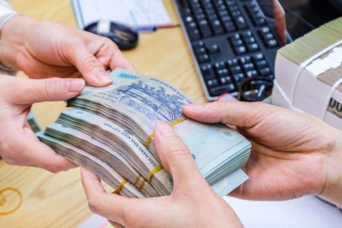 Toàn bộ cán bộ công chức viên chức năm 2025 được chi thu nhập tăng thêm bằng 0,8 lần quỹ lương cơ bản tại Nghị quyết 46 thì nguồn kinh phí tính theo công thức nào?