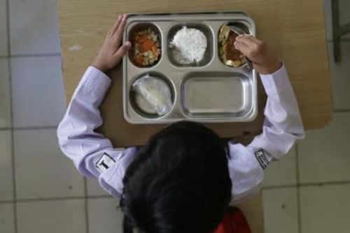 Hàng trăm người bị ngộ độc ở Indonesia sau khi ăn trưa tại trường học